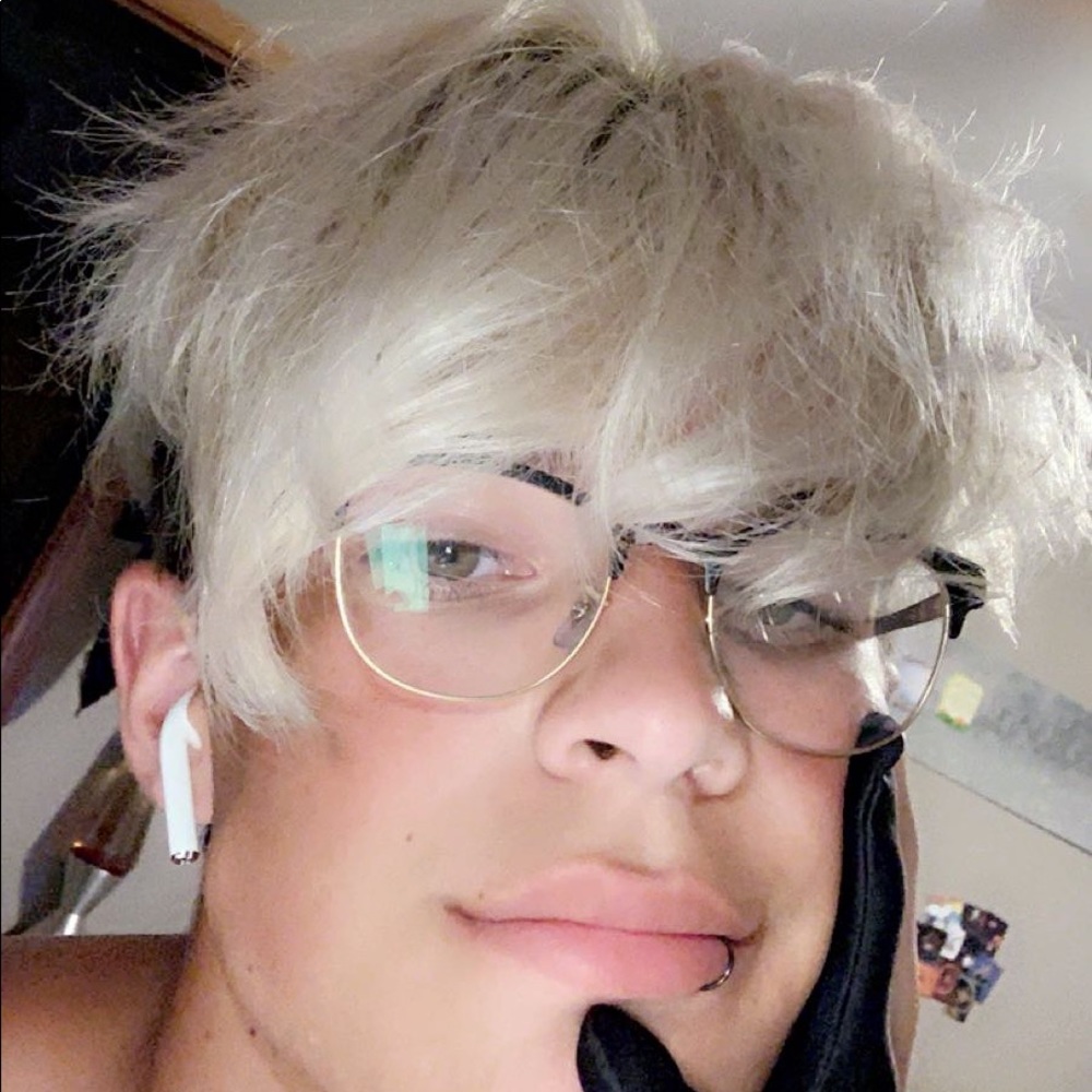 Meet your Posher, Drew